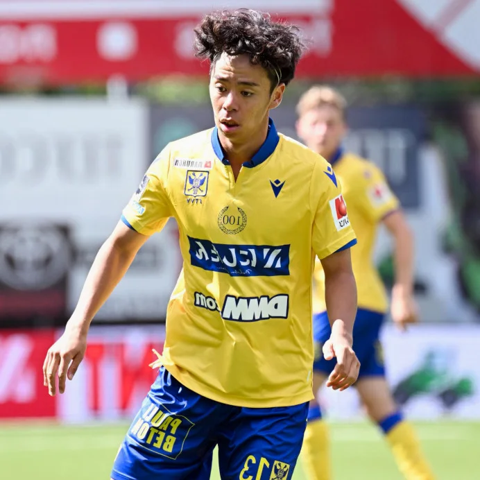 Ryotaro Ito