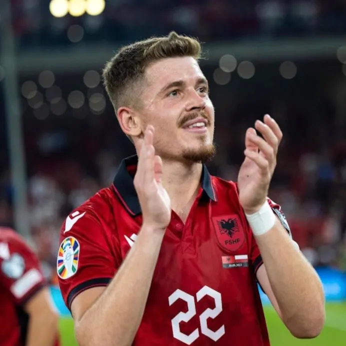 Arbnor Muja